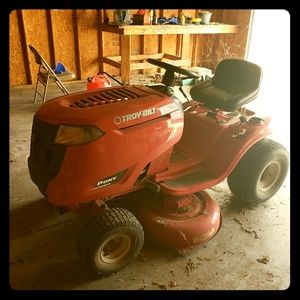 Troy-Bilt Riding Lawn Mower